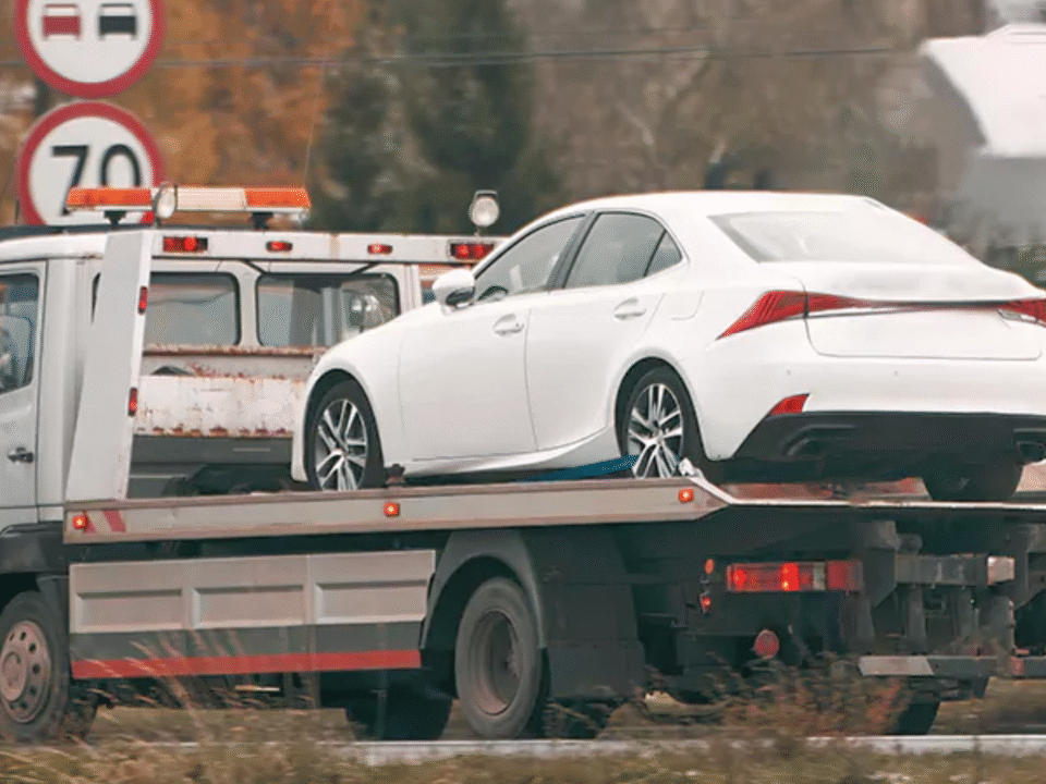 Ottawa Tow Truck